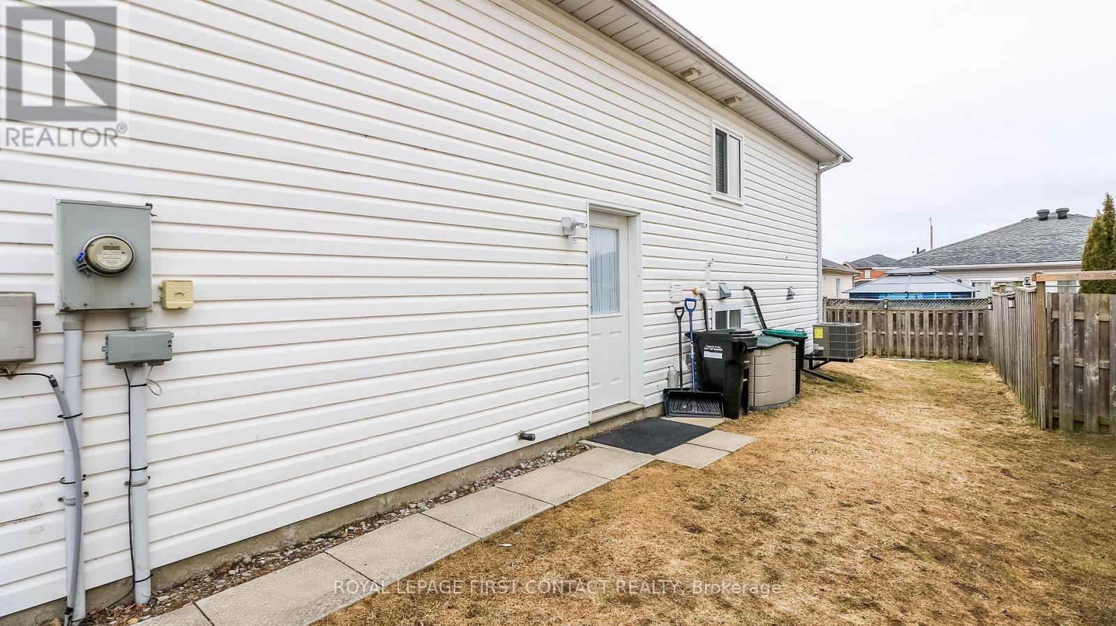 66 Downing Crescent, Barrie (Holly), Ontario  L4N 8V5 - Photo 17 - S12955426