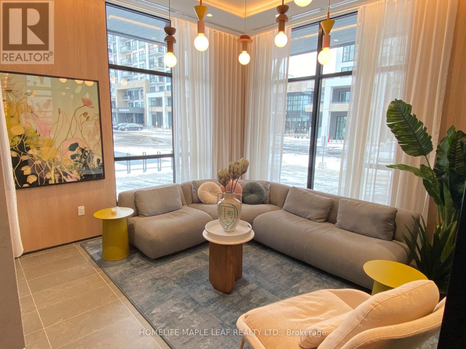 512 - 720 Whitlock Avenue E, Milton, Ontario  L9E 2B5 - Photo 19 - W12955360