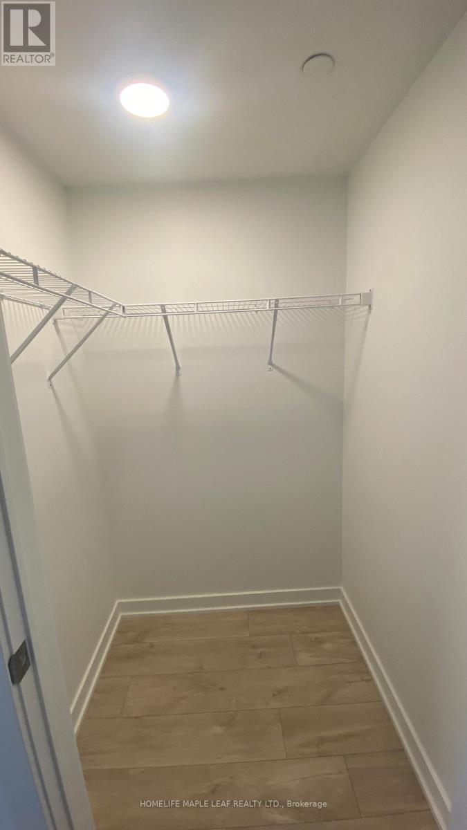 512 - 720 Whitlock Avenue E, Milton, Ontario  L9E 2B5 - Photo 35 - W12955360