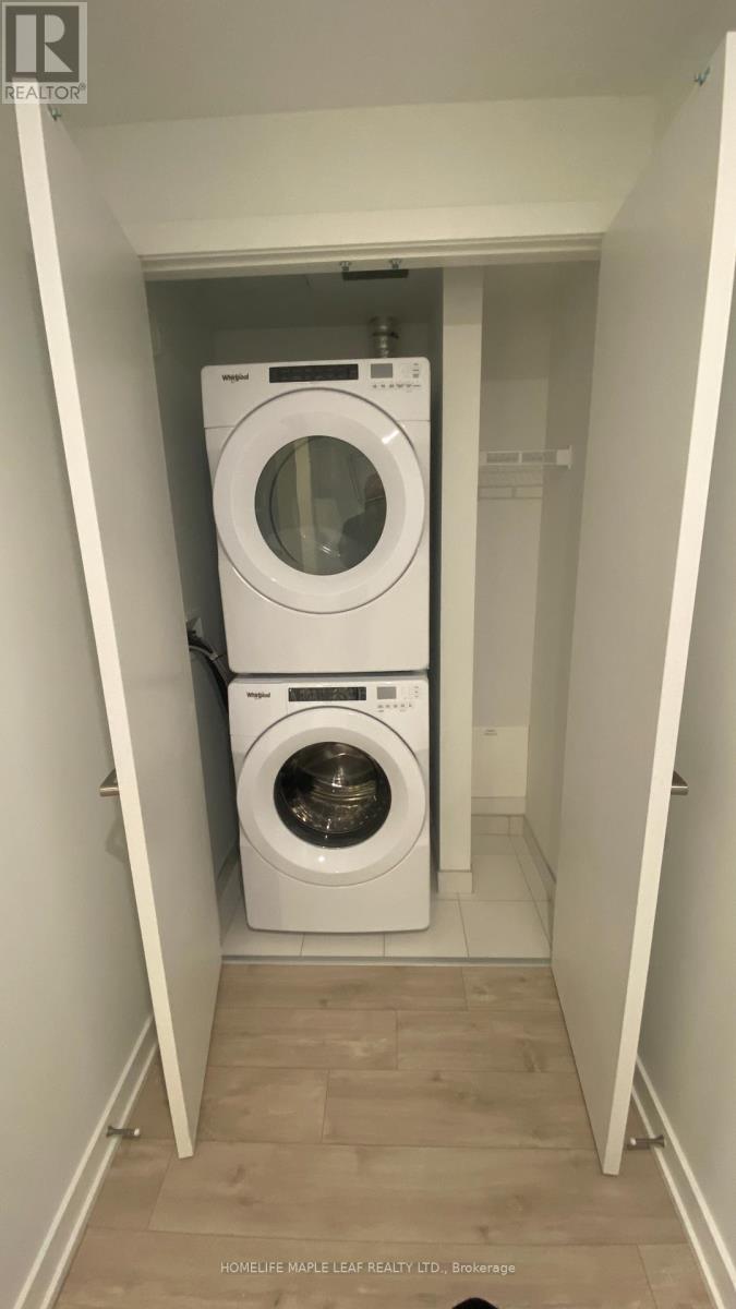 512 - 720 Whitlock Avenue E, Milton, Ontario  L9E 2B5 - Photo 38 - W12955360