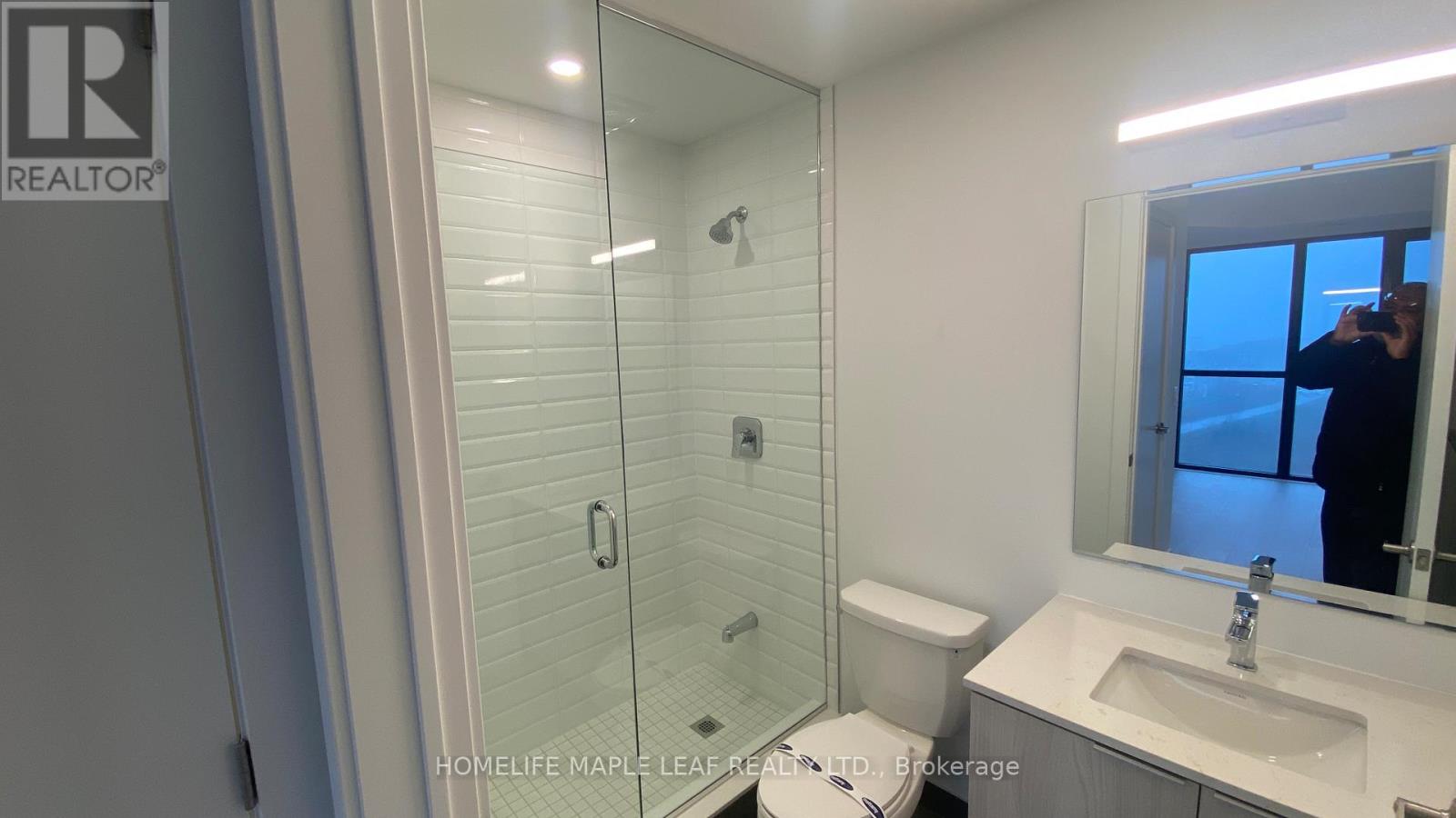 512 - 720 Whitlock Avenue E, Milton, Ontario  L9E 2B5 - Photo 7 - W12955360