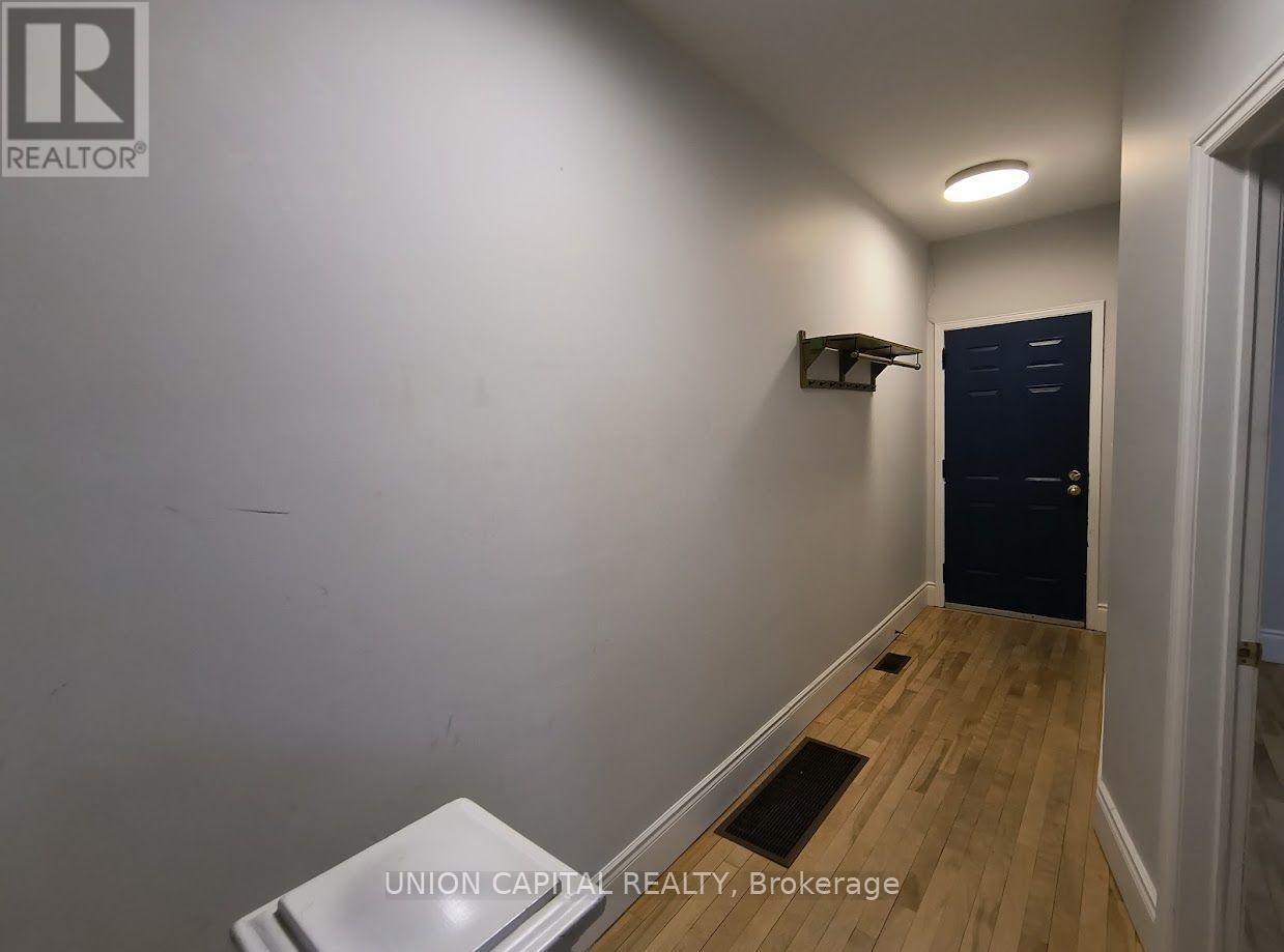 Main - 382 Margueretta Street, Toronto, Ontario  M6H 3S5 - Photo 13 - W12955364