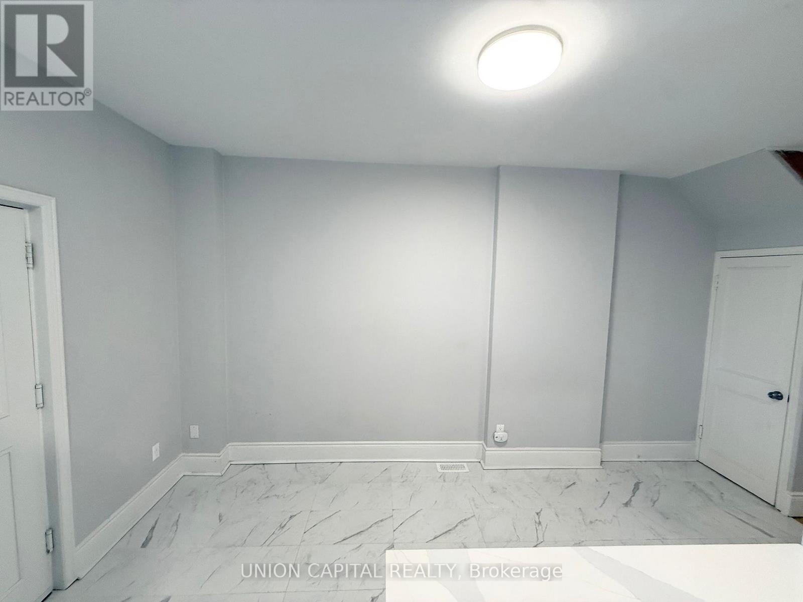 Main - 382 Margueretta Street, Toronto, Ontario  M6H 3S5 - Photo 5 - W12955364