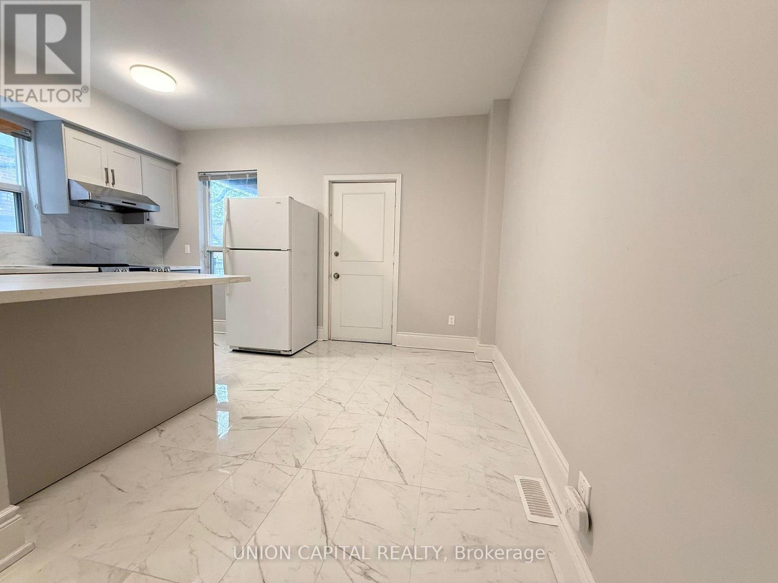 Main - 382 Margueretta Street, Toronto, Ontario  M6H 3S5 - Photo 6 - W12955364