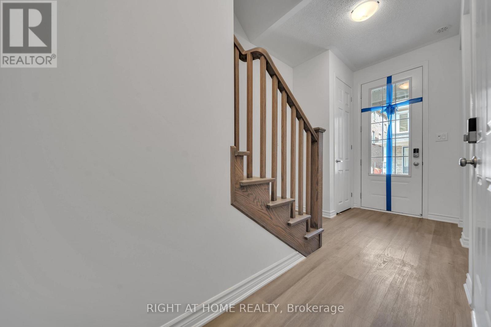 56 - 1317 Leriche Way, Milton, Ontario  L9E 0H5 - Photo 5 - W12955370