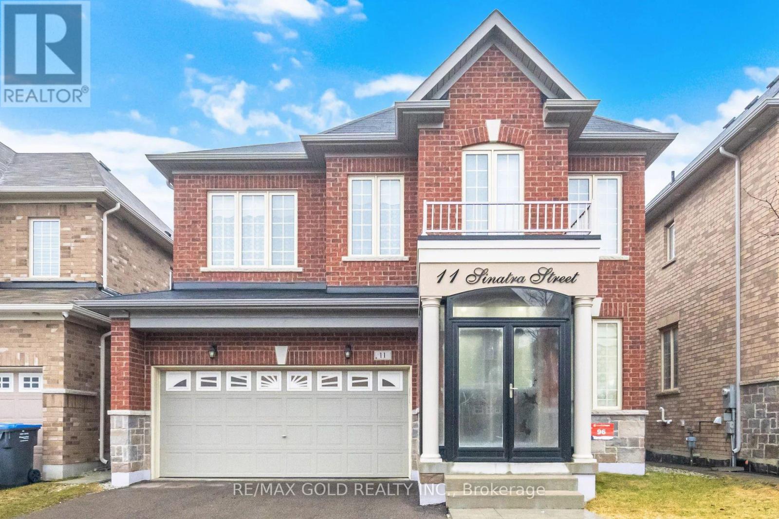 11 SINATRA STREET, Brampton, Ontario