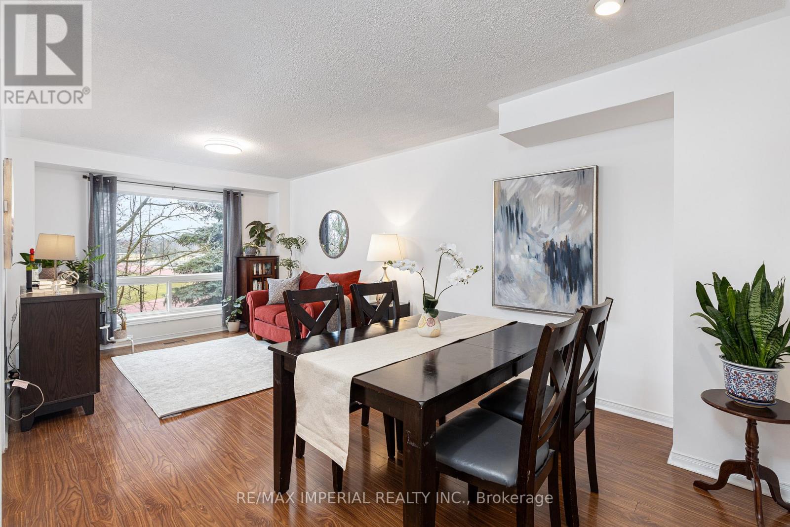 37b - 5305 Glen Erin Drive, Mississauga, Ontario  L5M 5N7 - Photo 3 - W12955434