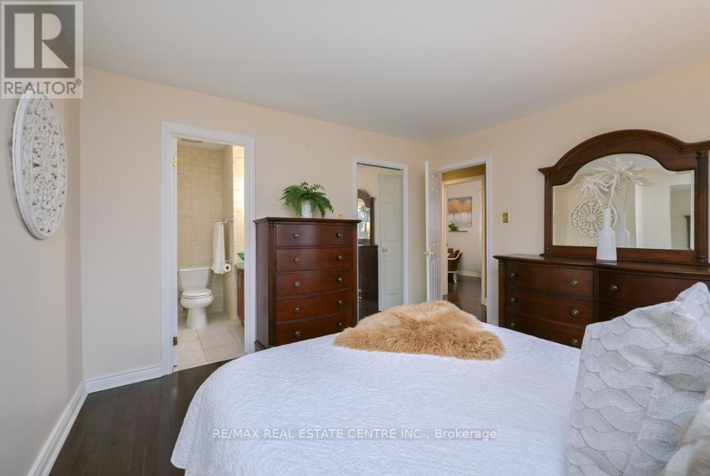 46 Grassington Crescent, Brampton, Ontario  L6S 1Z6 - Photo 18 - W12955442