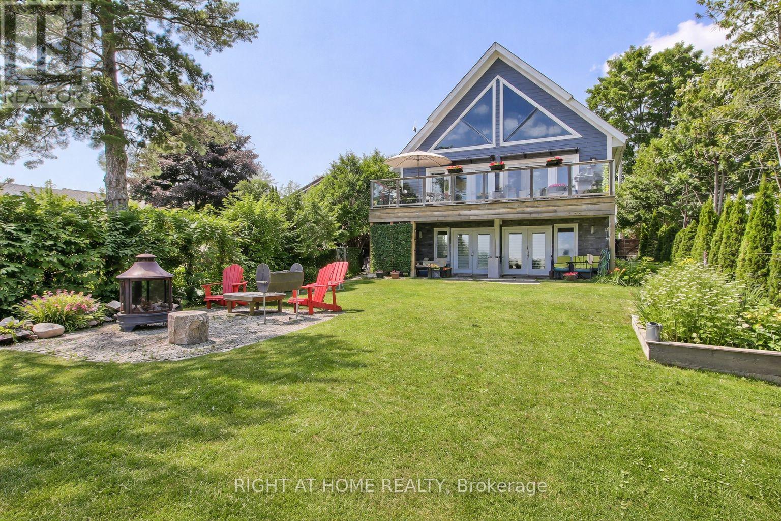 26 Beach Road, Kawartha Lakes, Ontario  K0M 2C0 - Photo 2 - X12955382