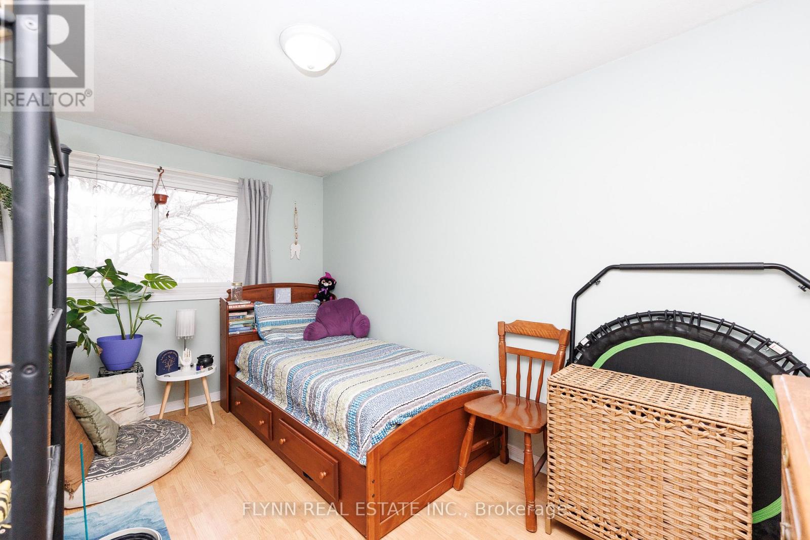 6530 Burwood Avenue, Niagara Falls, Ontario  L2H 1Z7 - Photo 14 - X12955438