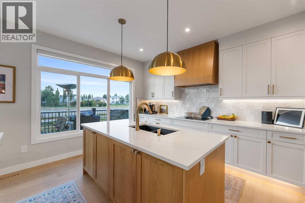 224 South Shore View, Chestermere, Alberta  T1X 2Y3 - Photo 9 - A2290941