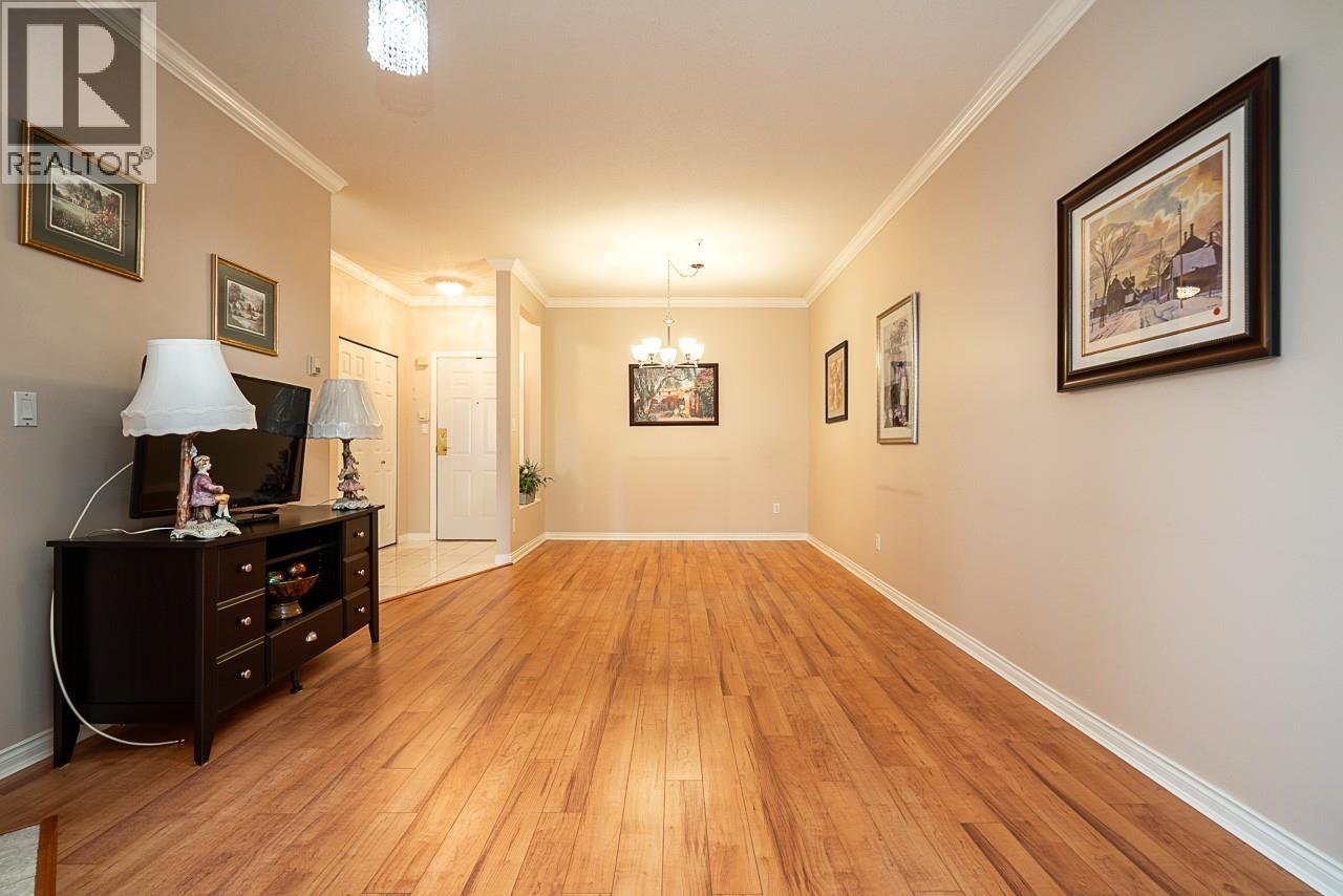 313 3098 Guildford Way, Coquitlam, British Columbia  V3B 7W8 - Photo 3 - R3106680