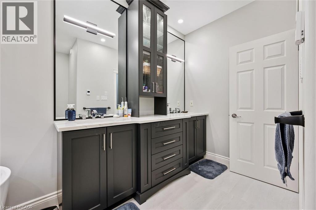 285 Deer Ridge Drive, Kitchener, Ontario  N2P 2K6 - Photo 21 - 40817098