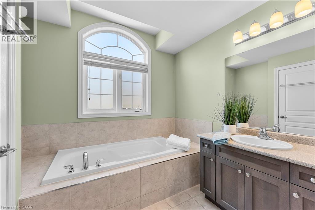 541 Winston Road Unit# 43, Grimsby, Ontario  L3M 0C5 - Photo 23 - 40817504