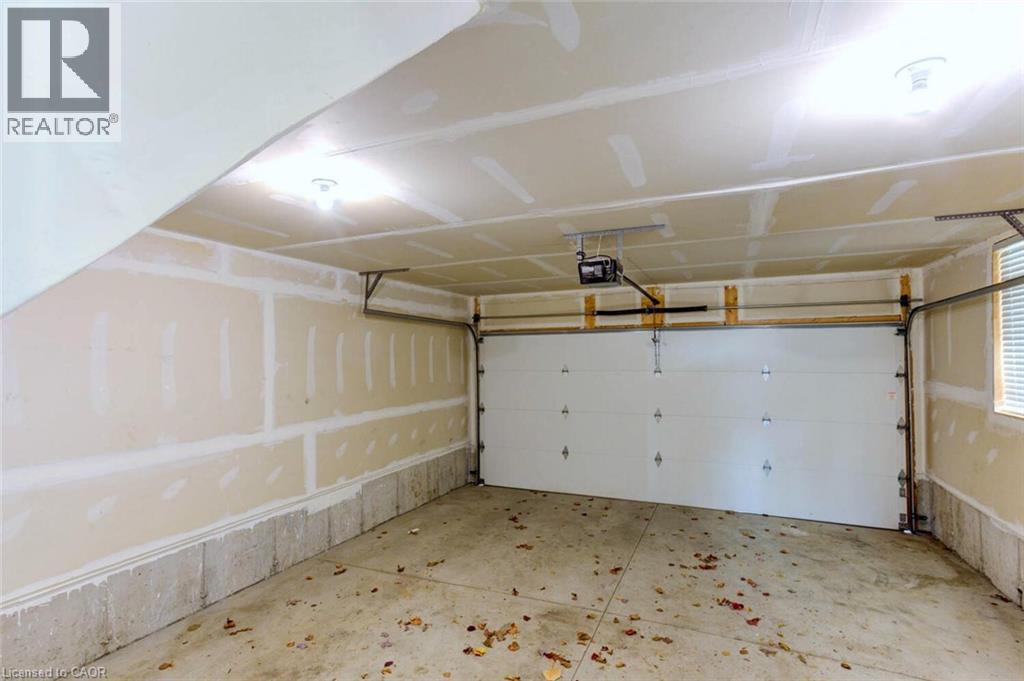 13 Sportsman Hill Street, Kitchener, Ontario  N2P 0J2 - Photo 25 - 40816699