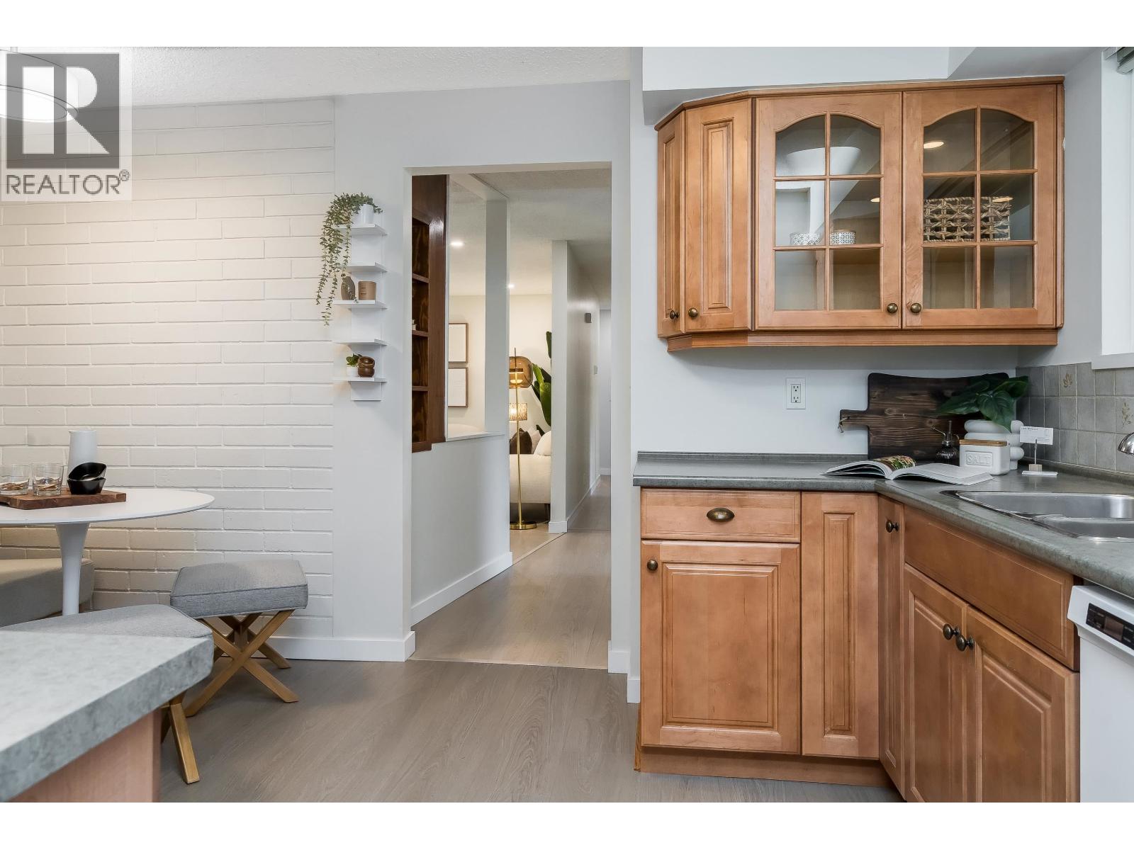 1168 Charland Avenue, Coquitlam, British Columbia  V3K 3L1 - Photo 14 - R3105447