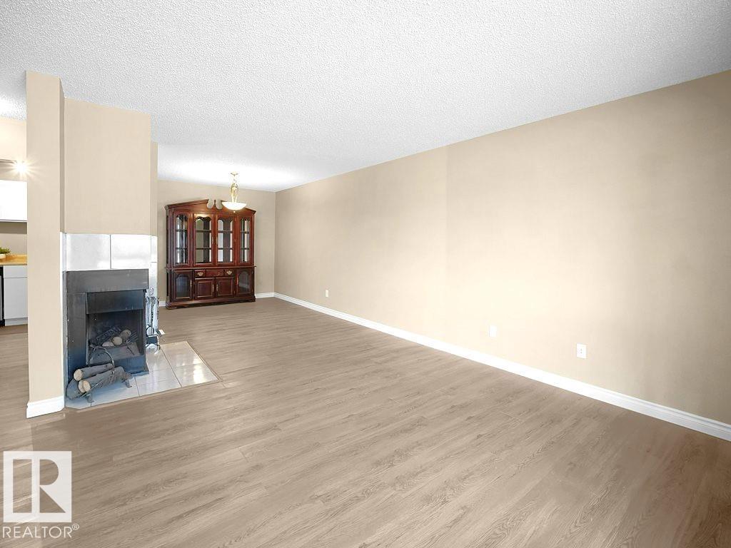 9345 172 St Nw, Edmonton, Alberta T5T 3C3 - Photo 7 - E4478981