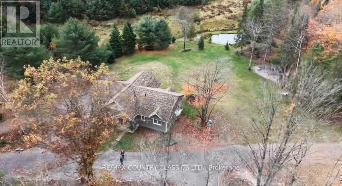 170 Bunny Trail, Mcdougall, Ontario  P2A 2W7 - Photo 3 - X12946686