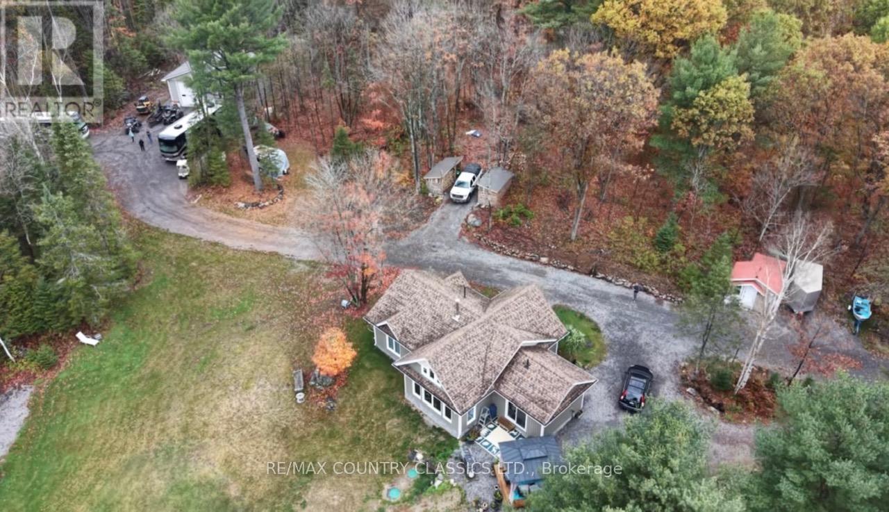 170 Bunny Trail, Mcdougall, Ontario  P2A 2W7 - Photo 5 - X12946686