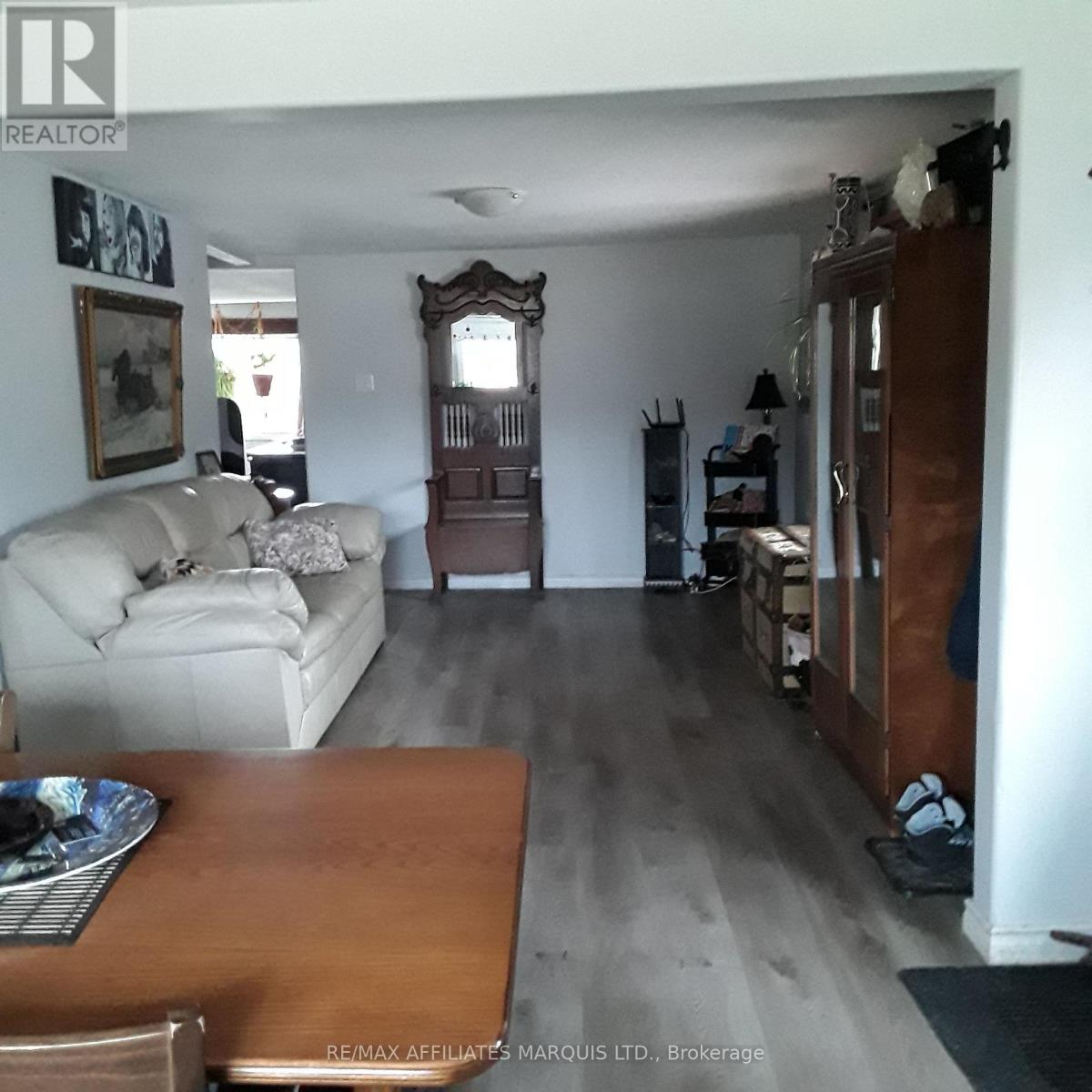 10390 Hanesville Road W, South Dundas, Ontario  K0E 1C0 - Photo 7 - X12932588