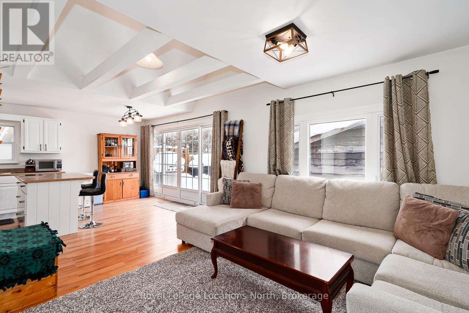 46 FOURTH STREET W, Midland, Ontario