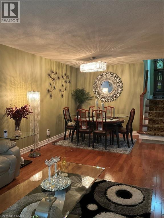 486b Kingscourt Drive, Waterloo, Ontario  N2K 2Y7 - Photo 2 - 40794079