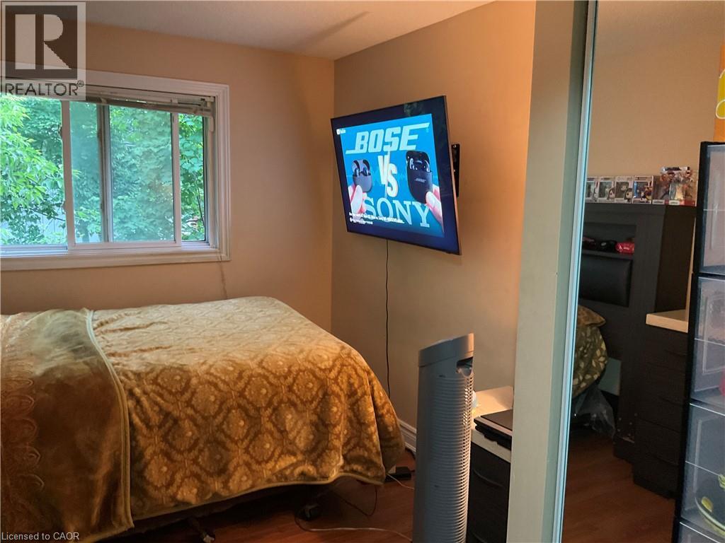 486b Kingscourt Drive, Waterloo, Ontario  N2K 2Y7 - Photo 15 - 40794079