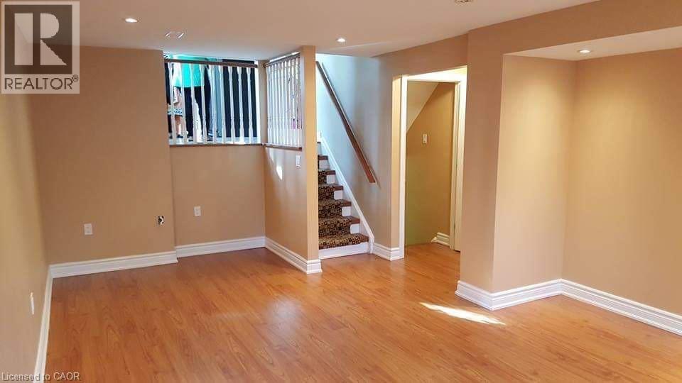 486b Kingscourt Drive, Waterloo, Ontario  N2K 2Y7 - Photo 3 - 40794079