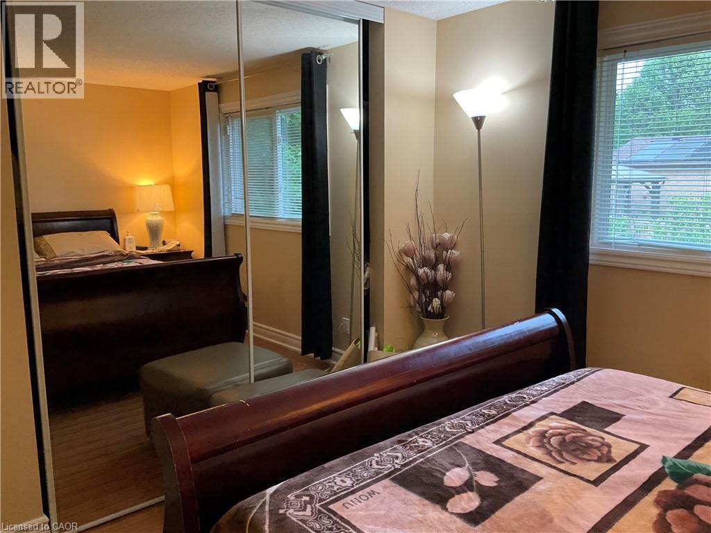 486b Kingscourt Drive, Waterloo, Ontario  N2K 2Y7 - Photo 14 - 40794079