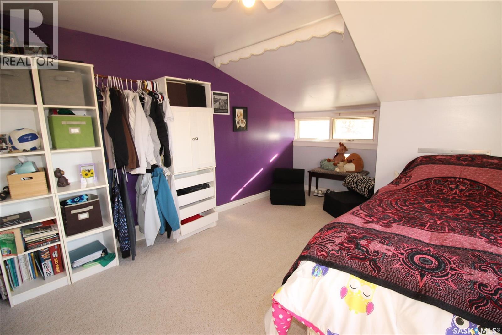 663 2nd Street E, Shaunavon, Saskatchewan  S0N 2M0 - Photo 31 - SK032035