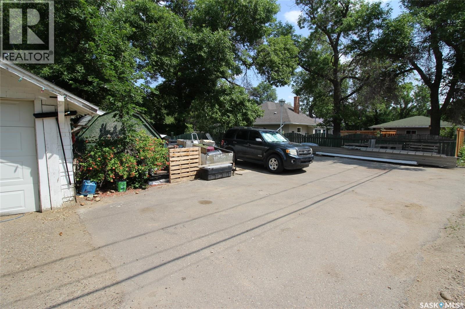 663 2nd Street E, Shaunavon, Saskatchewan  S0N 2M0 - Photo 44 - SK032035