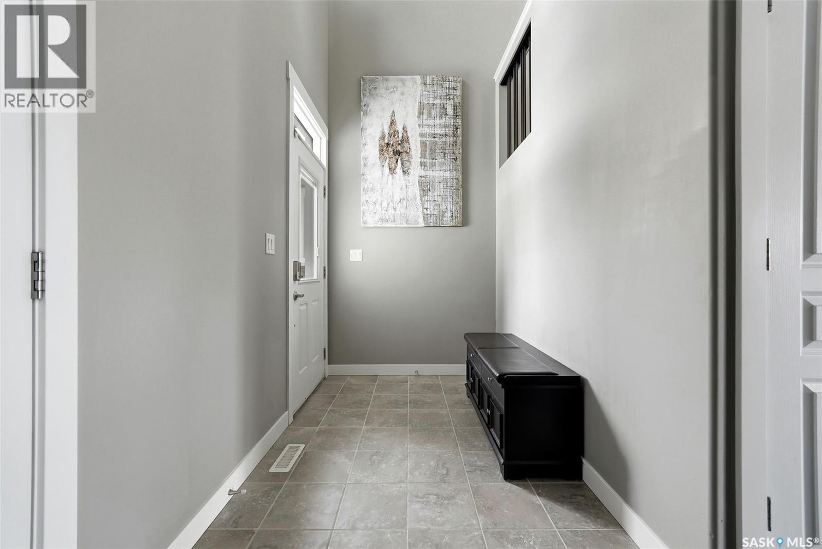 5343 Universal Crescent, Regina, Saskatchewan  S4W 0K7 - Photo 3 - SK032034