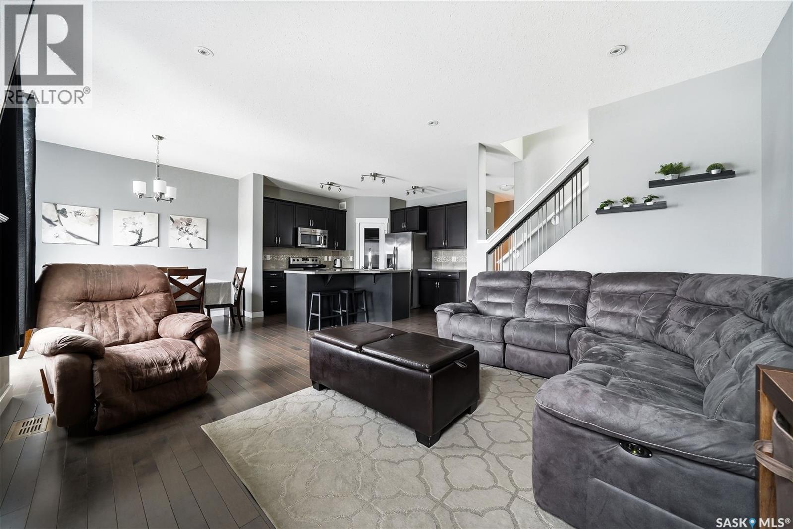 5343 Universal Crescent, Regina, Saskatchewan  S4W 0K7 - Photo 8 - SK032034