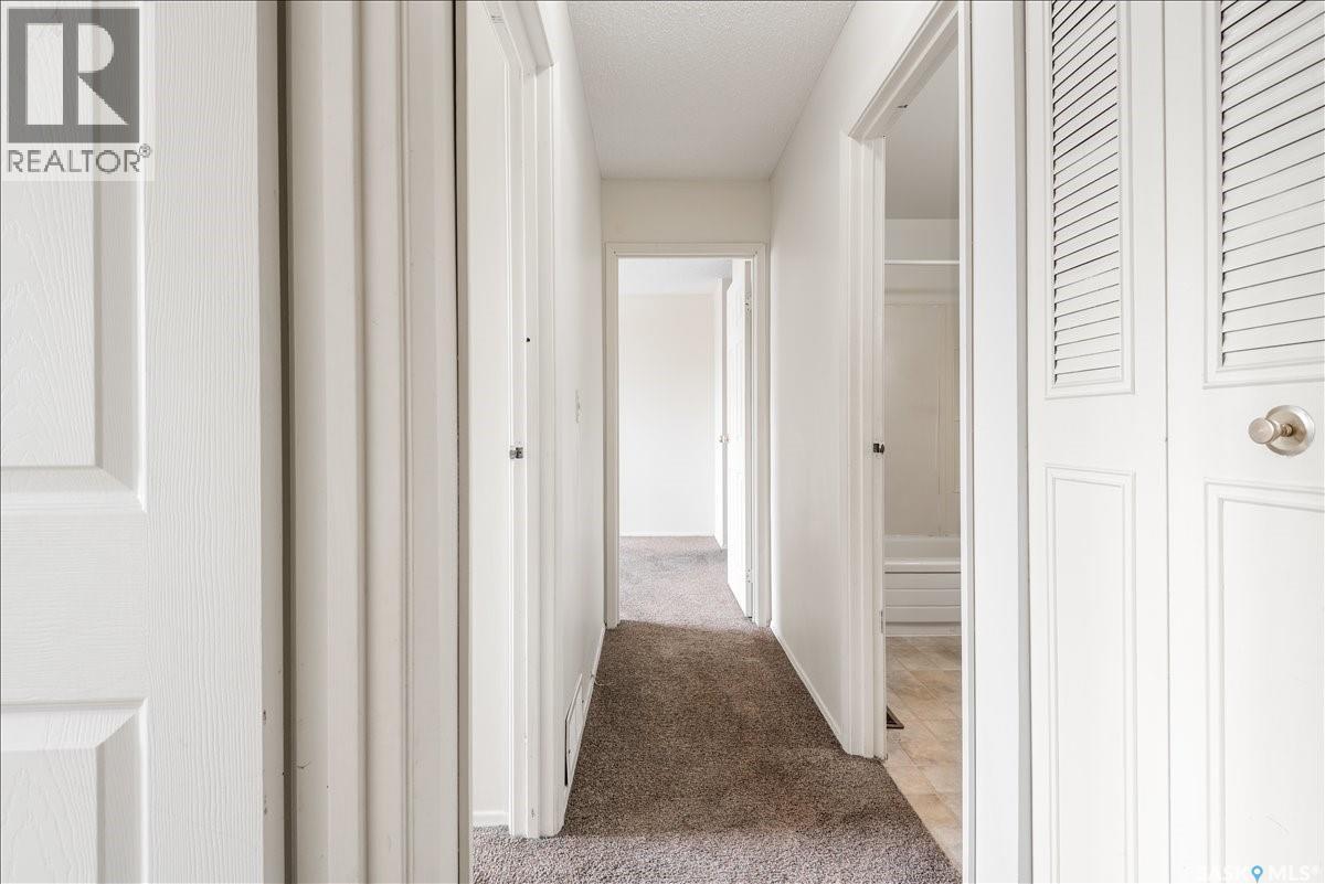 71 3904 Castle Road, Regina, Saskatchewan  S4S 6A4 - Photo 13 - SK031994
