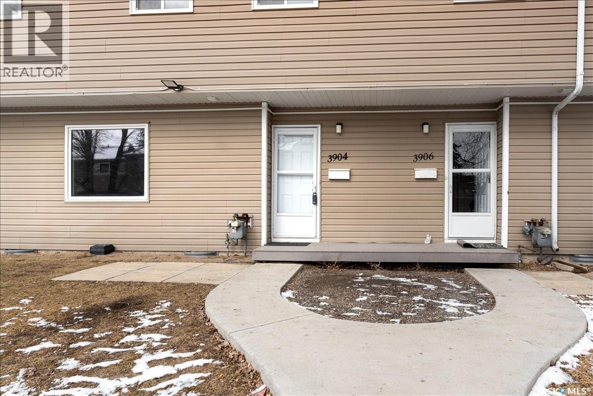 71 3904 Castle Road, Regina, Saskatchewan  S4S 6A4 - Photo 2 - SK031994