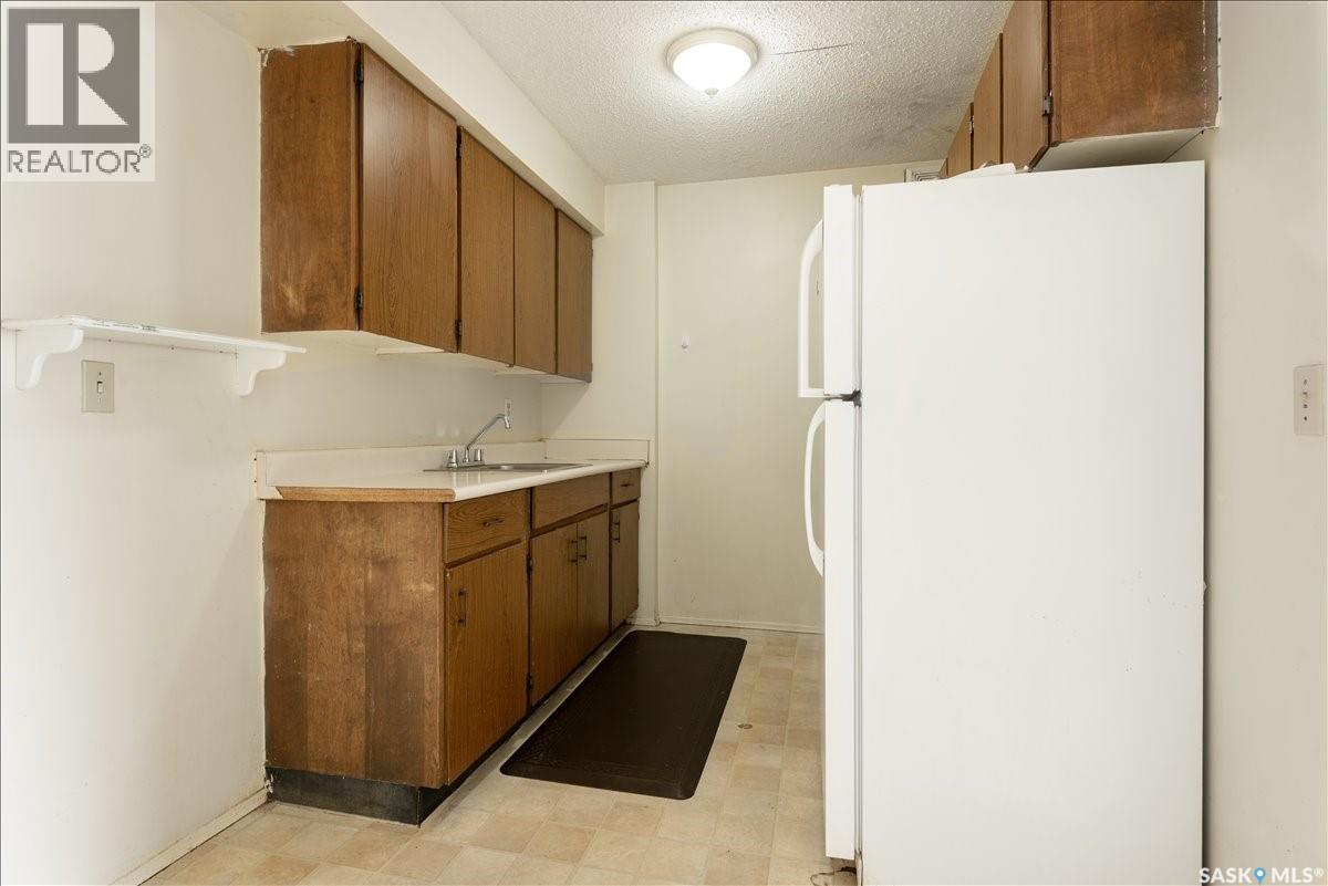 71 3904 Castle Road, Regina, Saskatchewan  S4S 6A4 - Photo 8 - SK031994