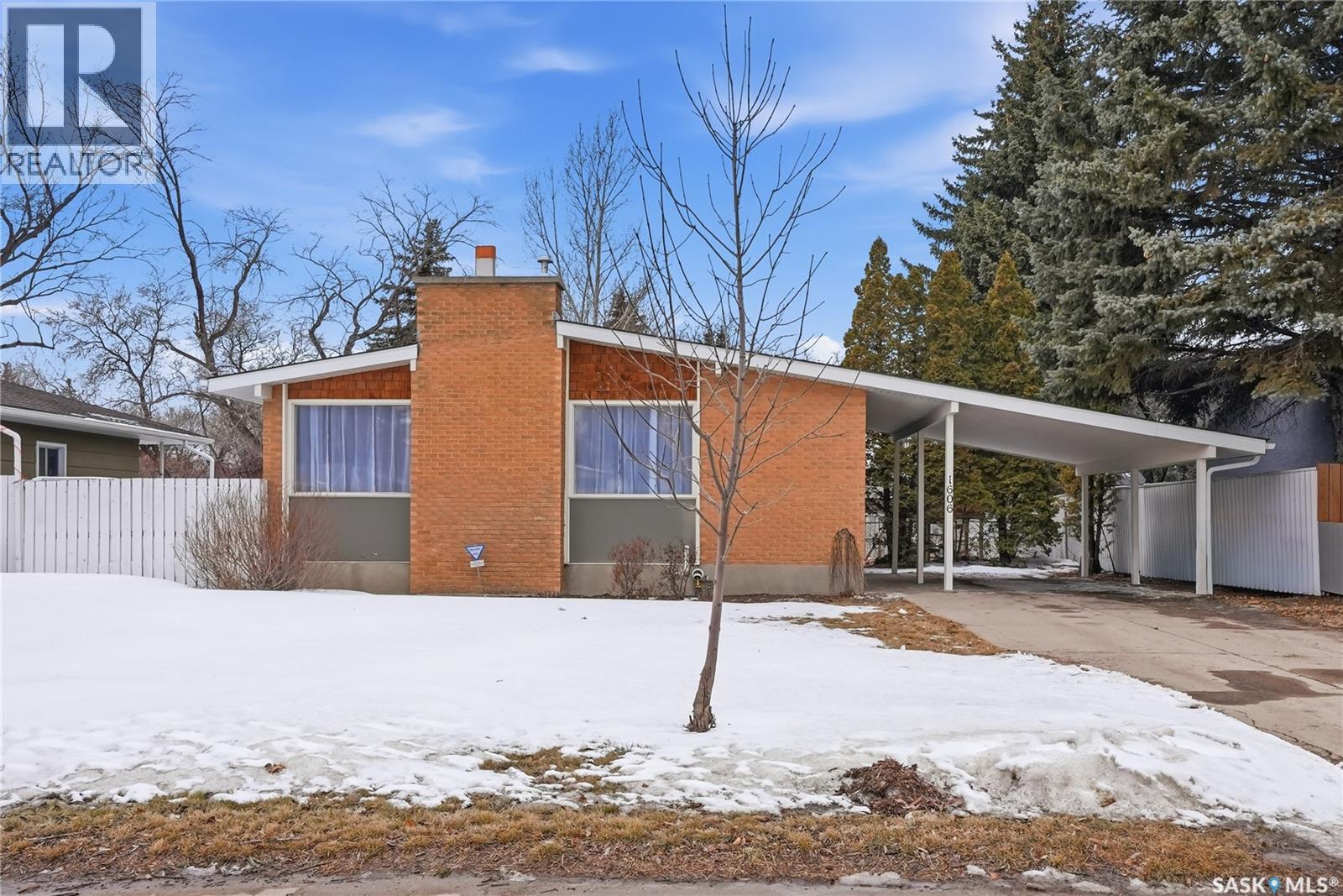 1606 Arlington AVENUE, Saskatoon, Saskatchewan