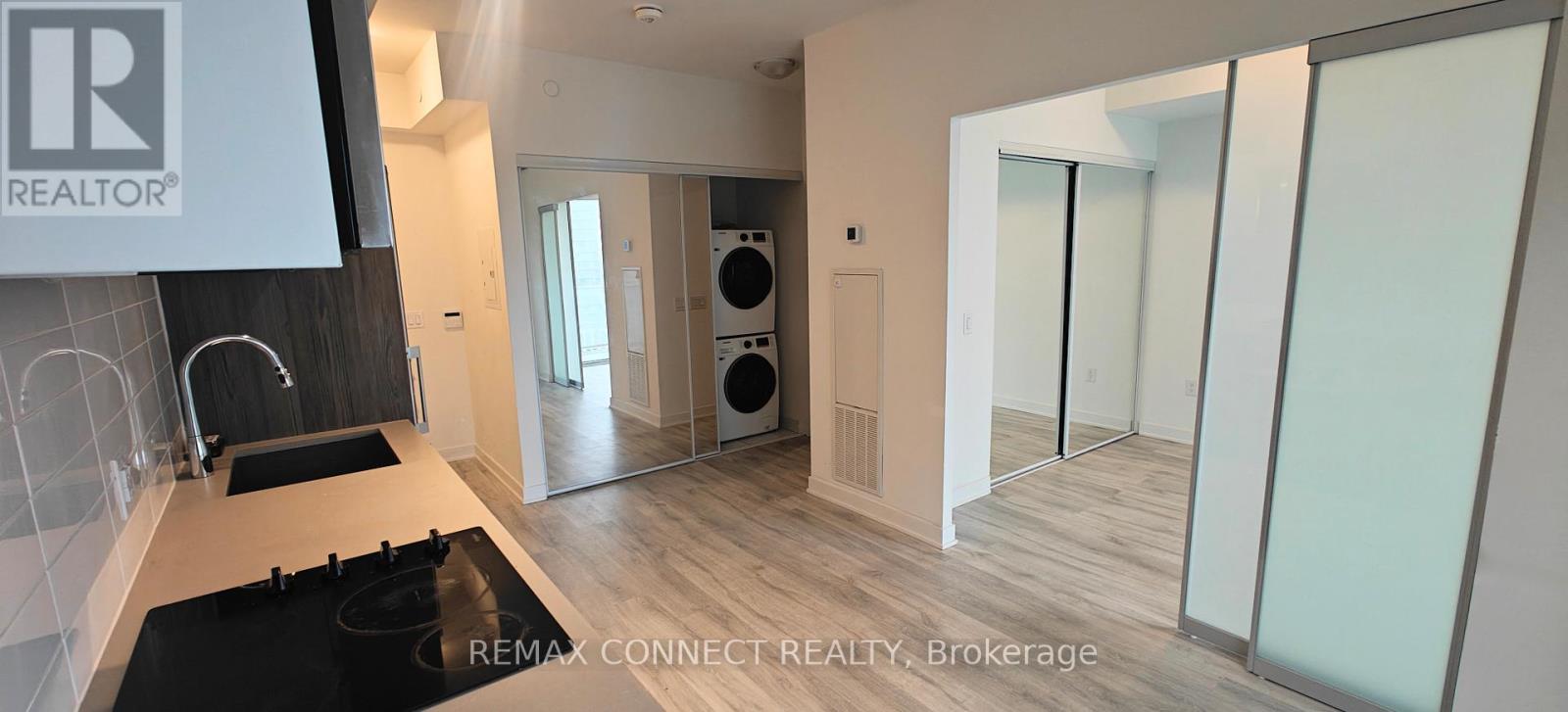 1706 - 100 Dalhousie Street, Toronto, Ontario  M5B 0C7 - Photo 4 - C12945364