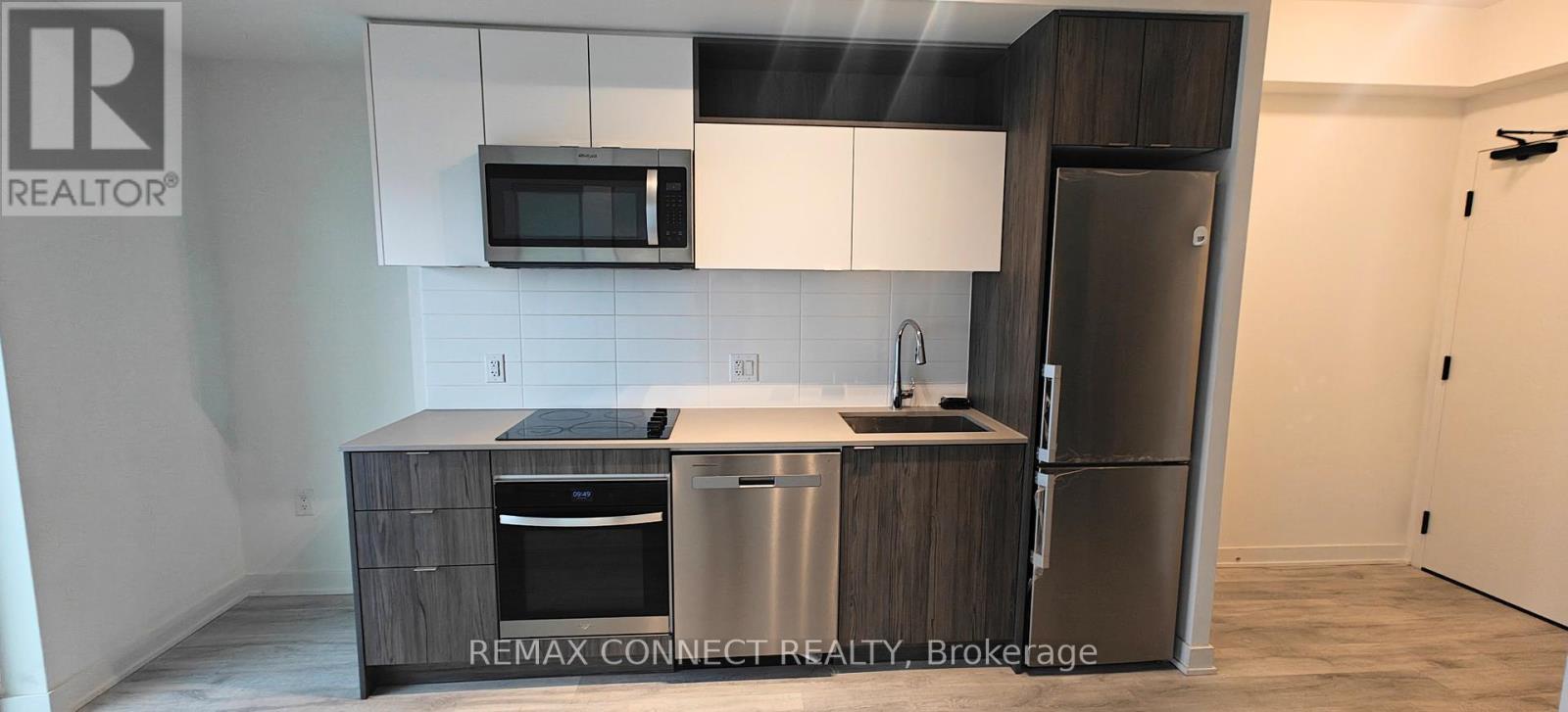 1706 - 100 Dalhousie Street, Toronto, Ontario  M5B 0C7 - Photo 2 - C12945364