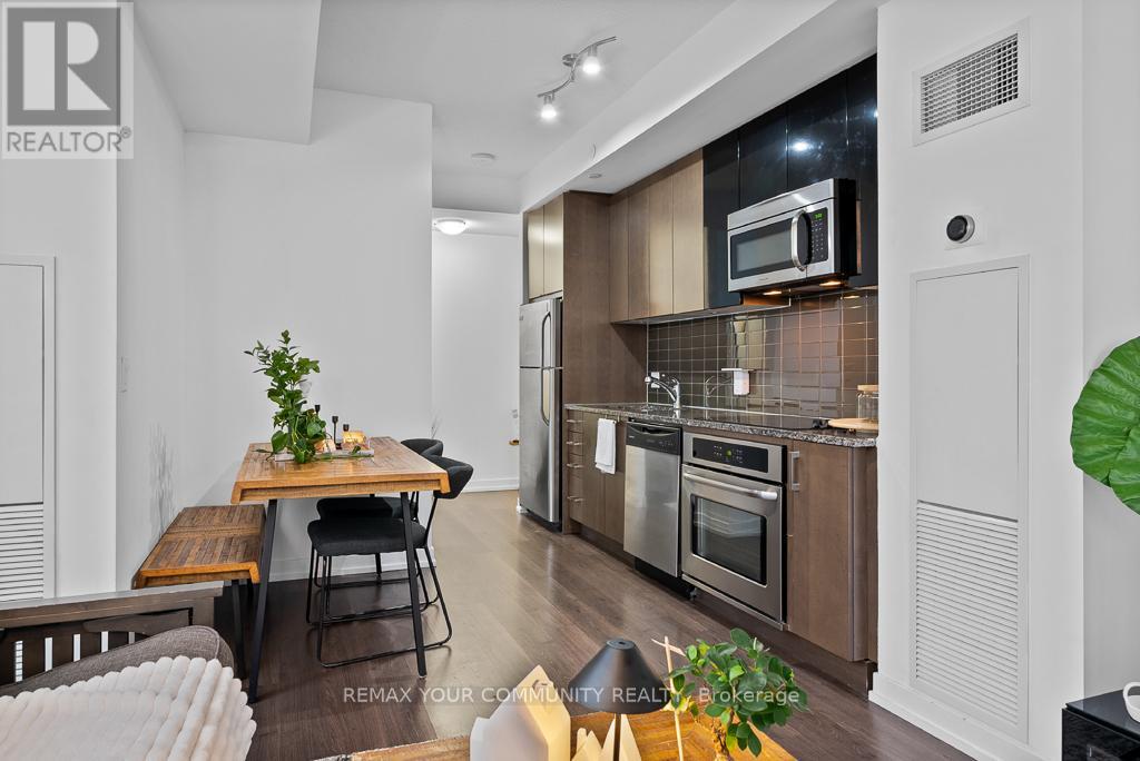 2215 - 98 Lillian Street, Toronto, Ontario  M4S 0A5 - Photo 8 - C12953836