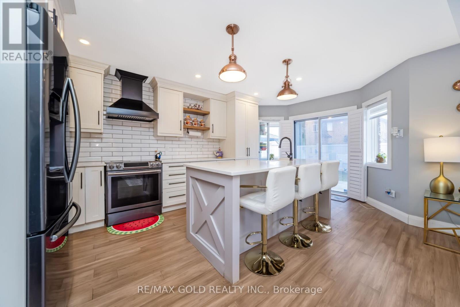 68 Benson Drive, Barrie, Ontario  L4N 7Y2 - Photo 13 - S12949596