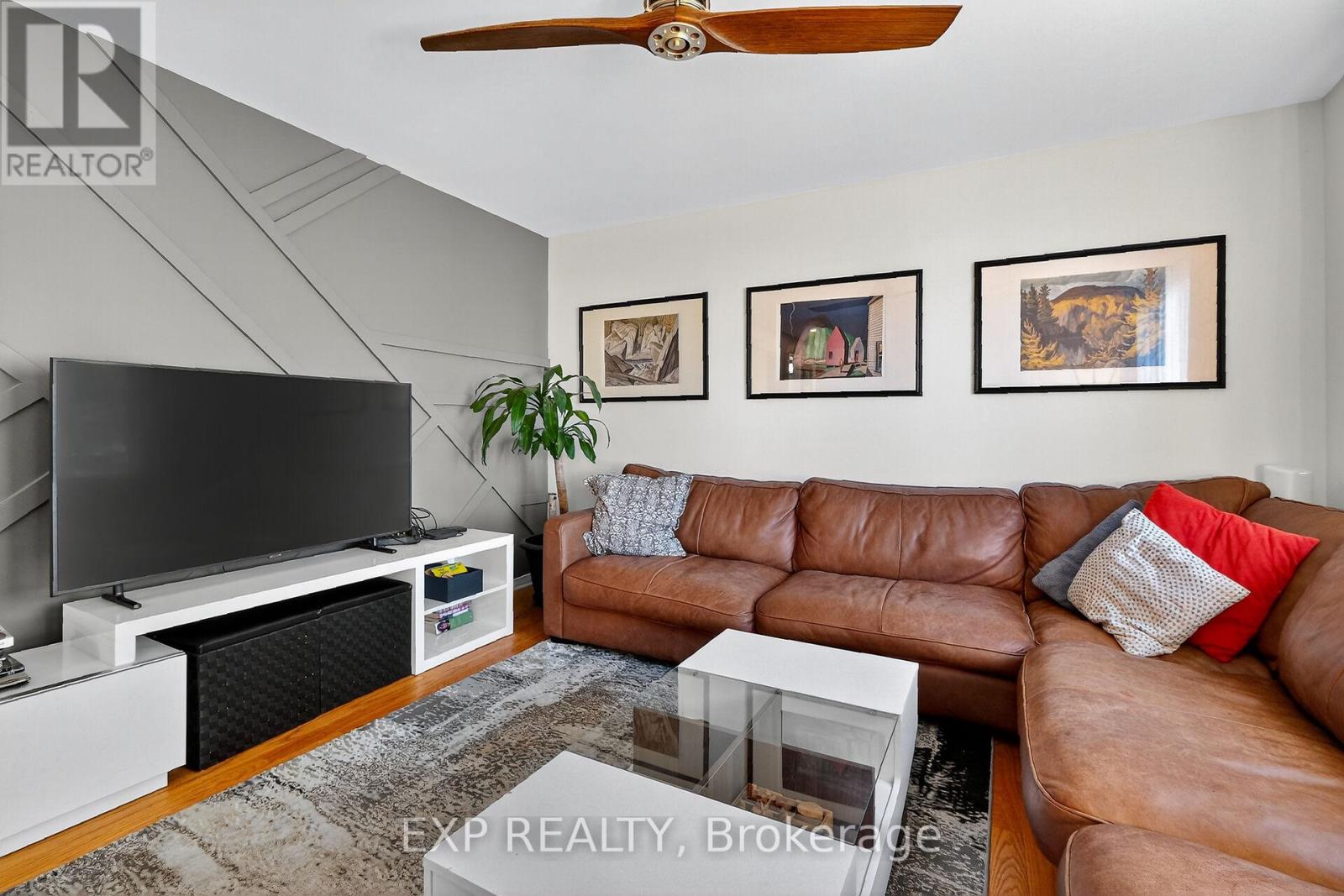 544 Loucks Drive, Russell, Ontario  K4R 1B6 - Photo 4 - X12702586