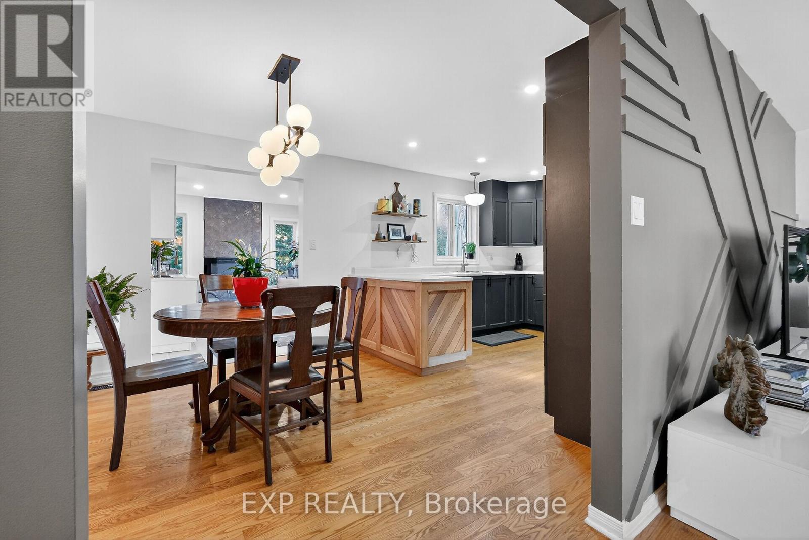 544 Loucks Drive, Russell, Ontario  K4R 1B6 - Photo 5 - X12702586