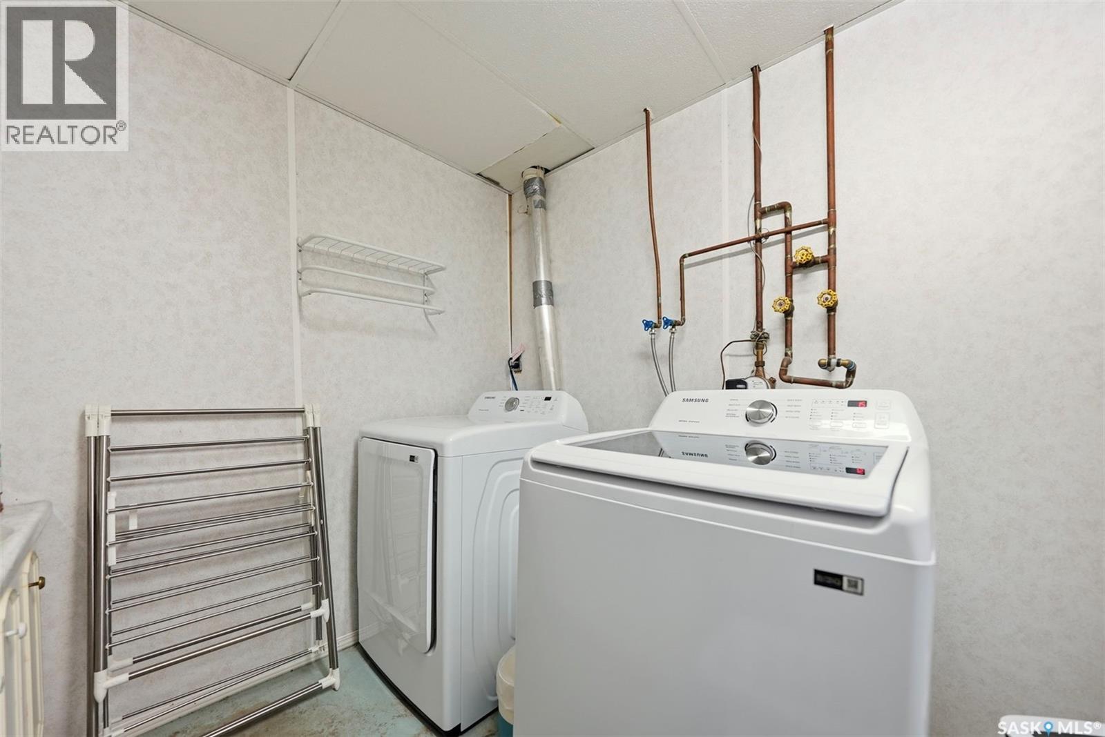 313 7th Avenue W, Watrous, Saskatchewan  S0K 4T0 - Photo 31 - SK031903