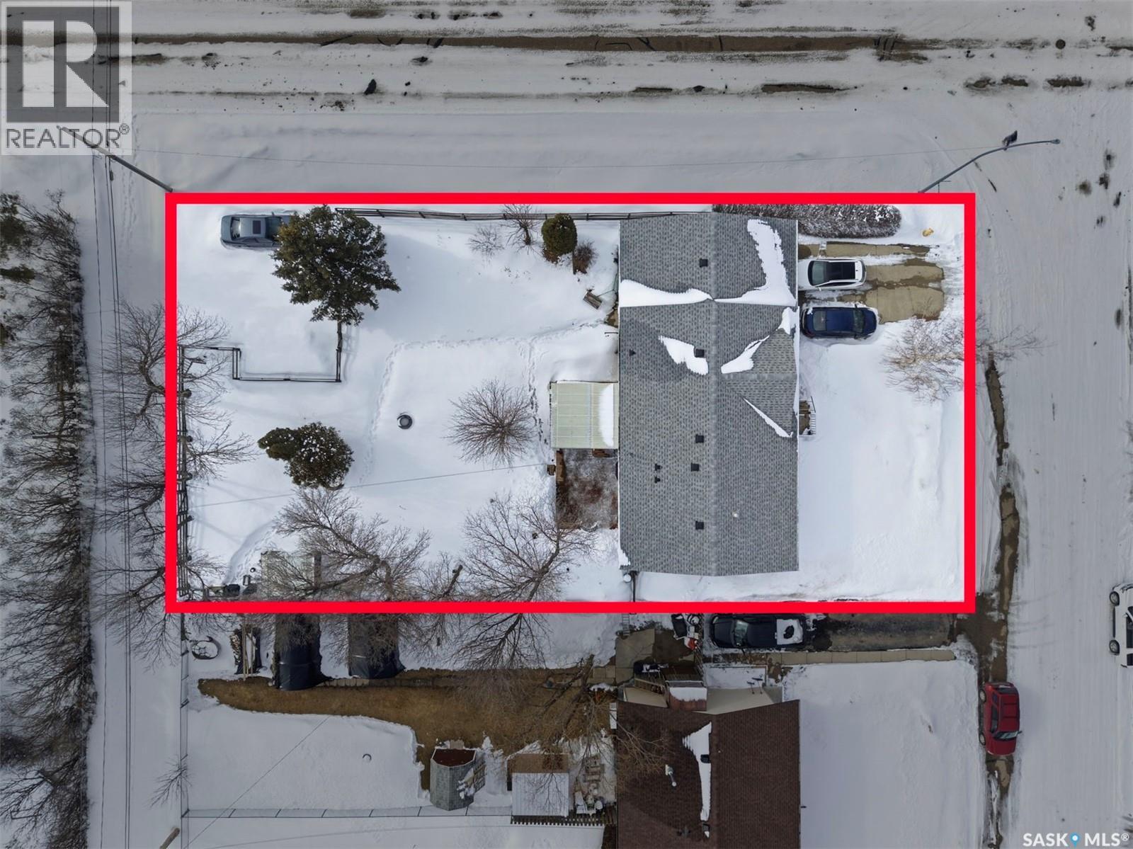 313 7th Avenue W, Watrous, Saskatchewan  S0K 4T0 - Photo 44 - SK031903