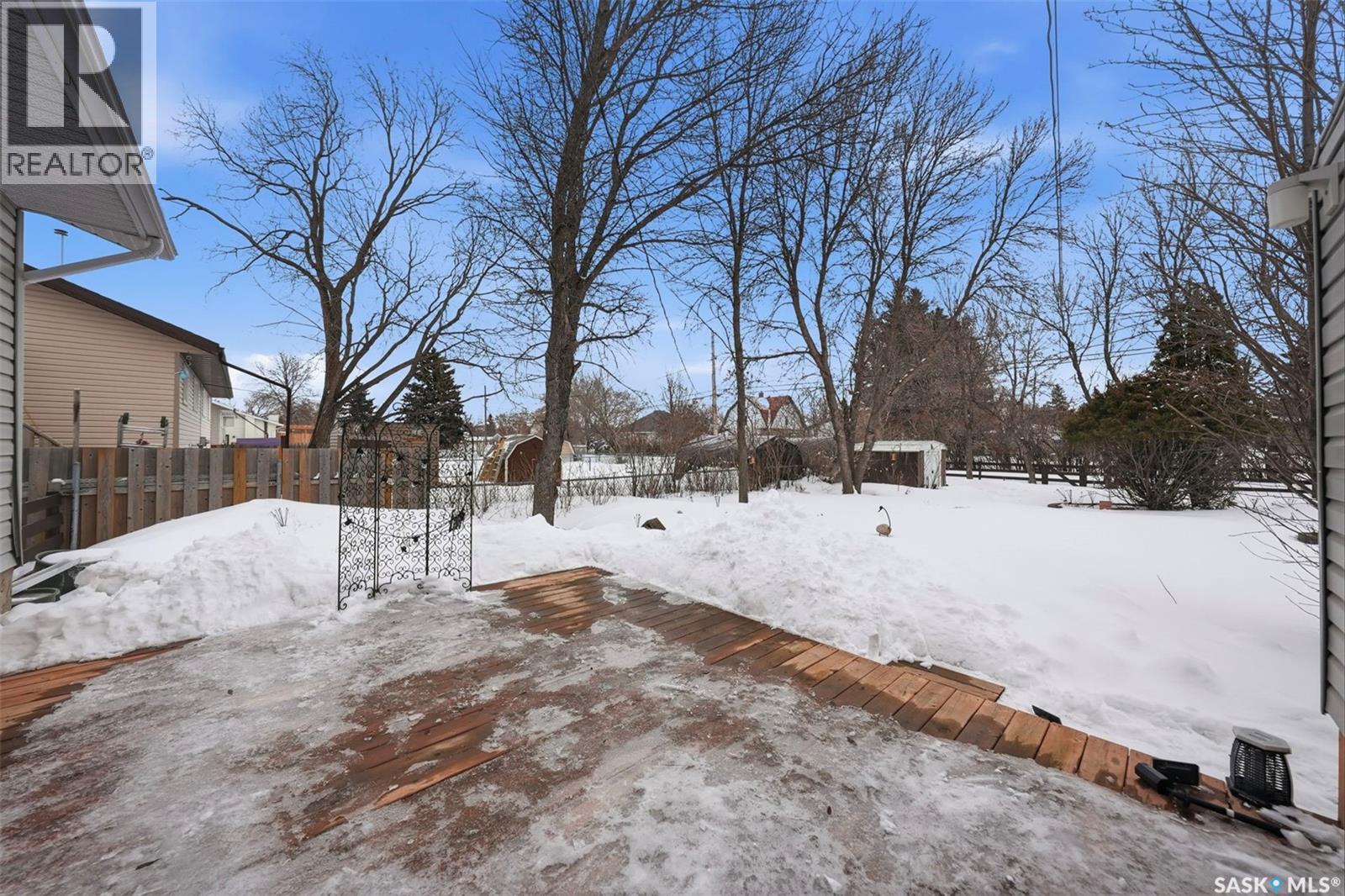 313 7th Avenue W, Watrous, Saskatchewan  S0K 4T0 - Photo 39 - SK031903