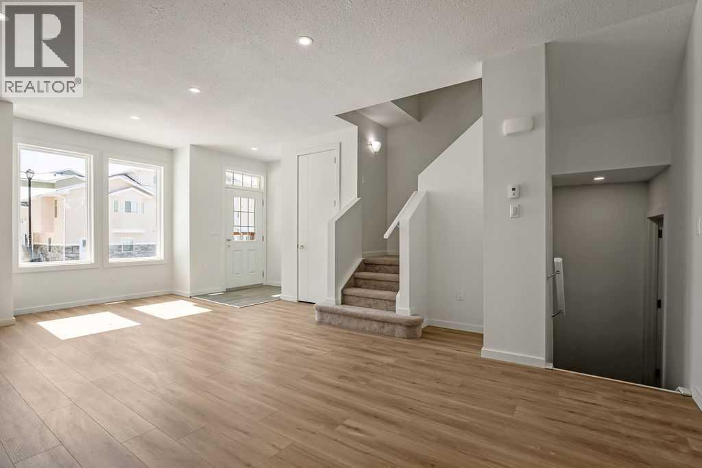 409 Strathcona Circle, Strathmore, Alberta  T1P 0B1 - Photo 4 - A2292647