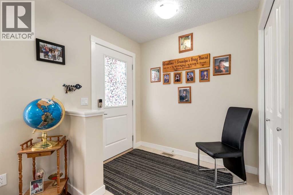 119 Baysprings Terrace Sw, Airdrie, Alberta  T4B 4A8 - Photo 2 - A2296564