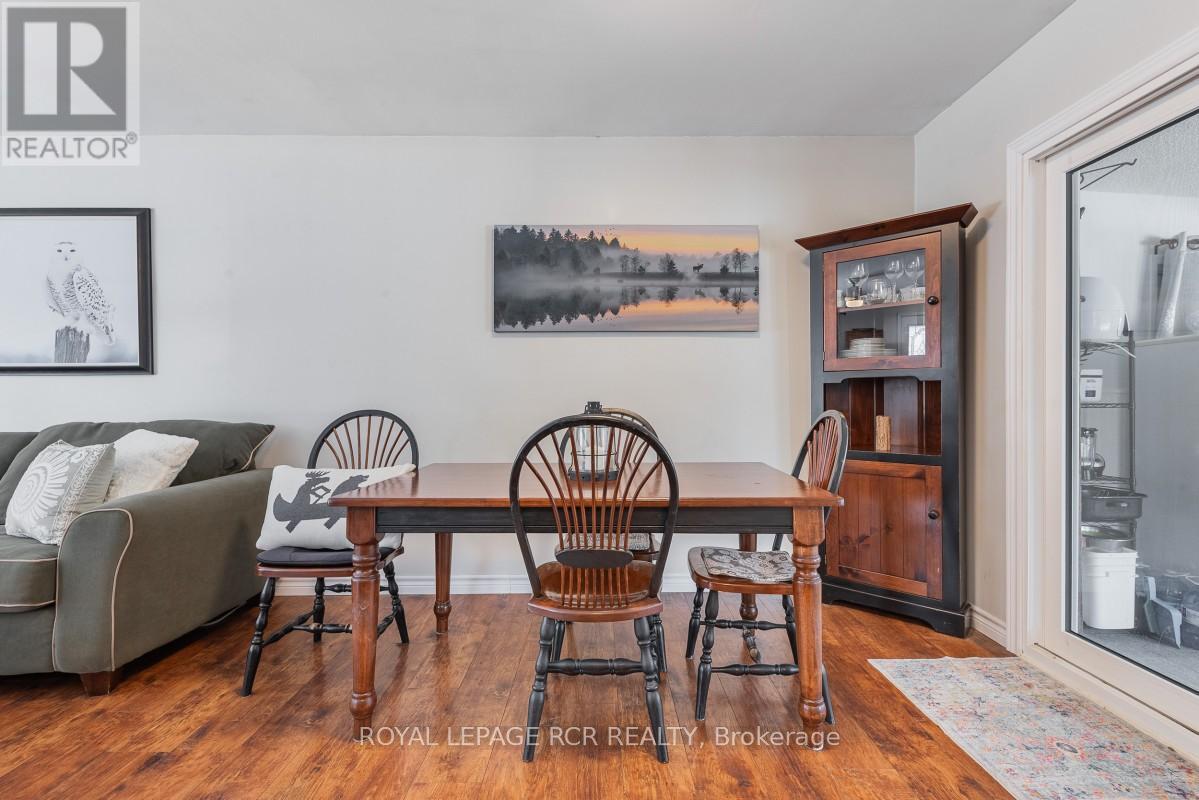 2872 Sunset Drive, Ramara, Ontario  L0K 1B0 - Photo 13 - S12858534