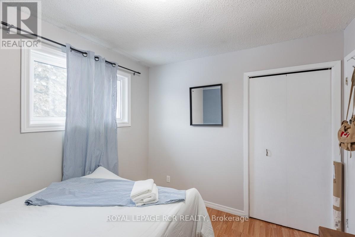 2872 Sunset Drive, Ramara, Ontario  L0K 1B0 - Photo 21 - S12858534